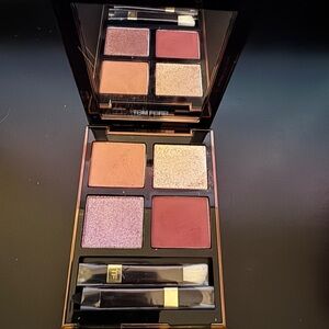 Tom Ford 01 metallic mauve